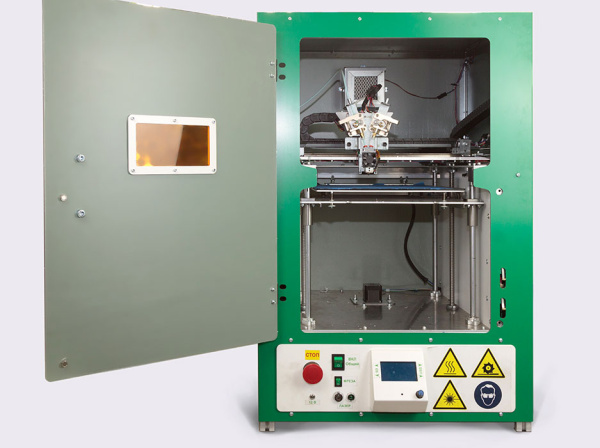 Универсальный центр 3D-прототипирования РОББО Q-Fab